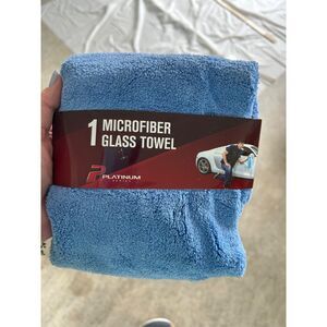 platiunum plus 1 large microfiber glass towel